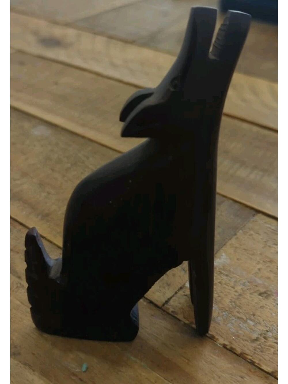 VTG‎ Ironwood Hand Carved Howling Coyote Wolf Figurine Southwest Decor